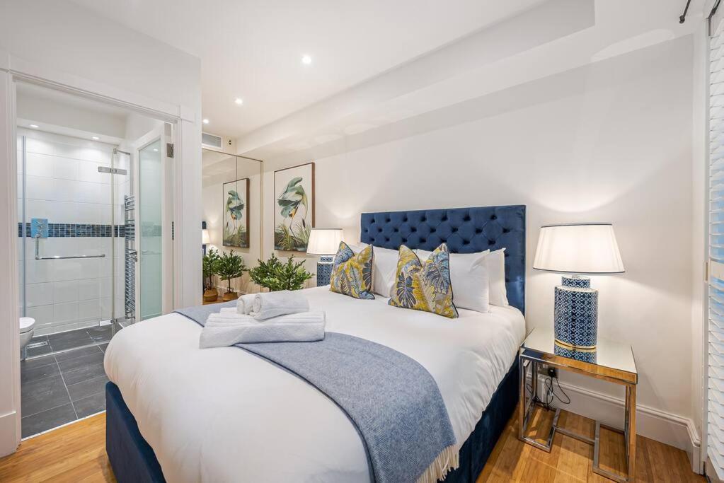 Chic Belgravia Hideaway With Private Patio 10 Mins To Harrods * Londra