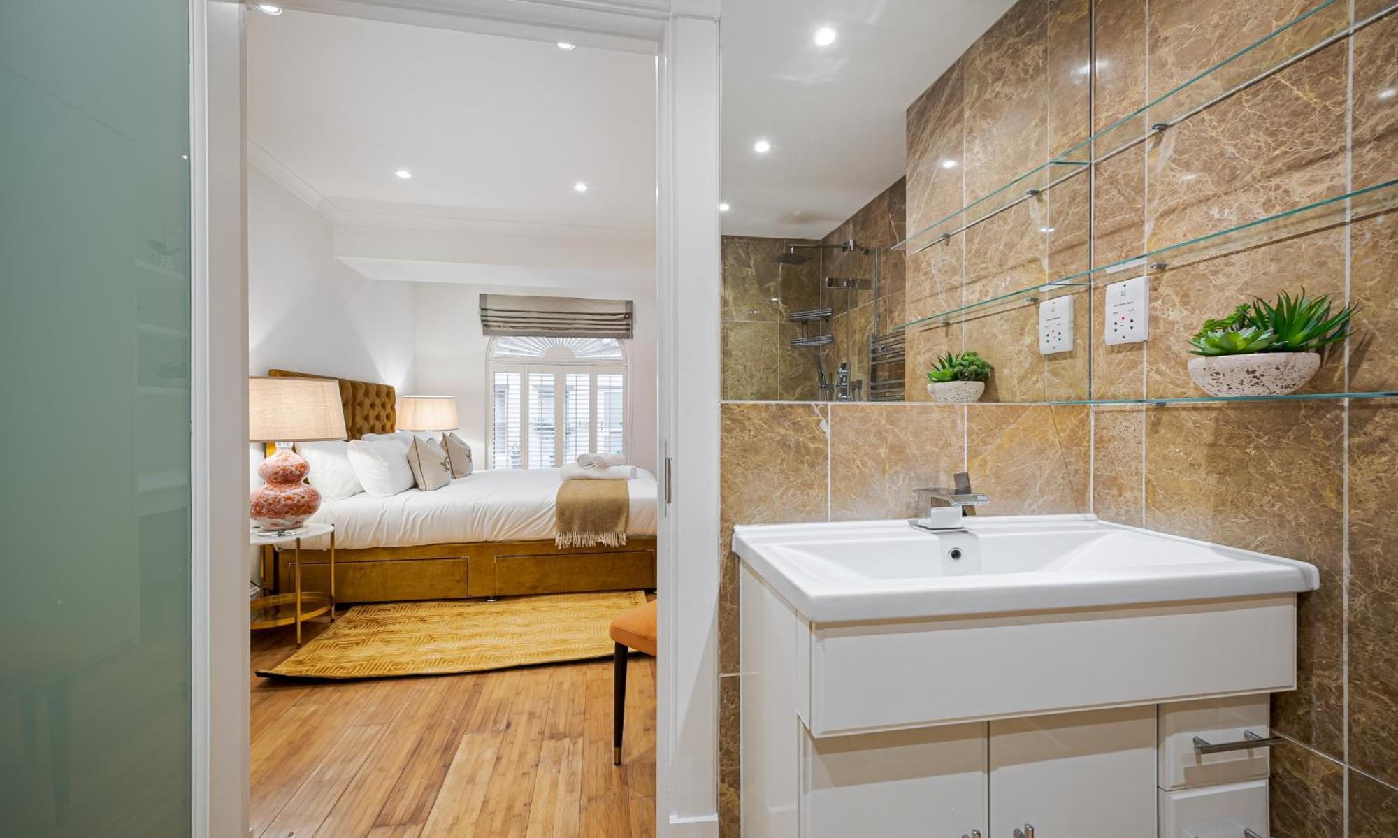Chic Belgravia Hideaway With Private Patio 10 Mins To Harrods * Londra